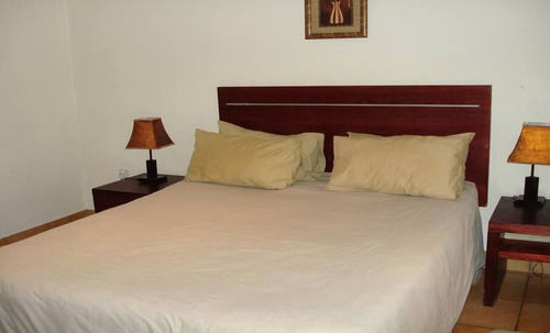 Mokoro Lodge Maun Bagian luar foto